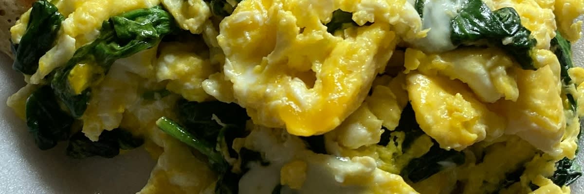 Spinach and Egg Scramble
